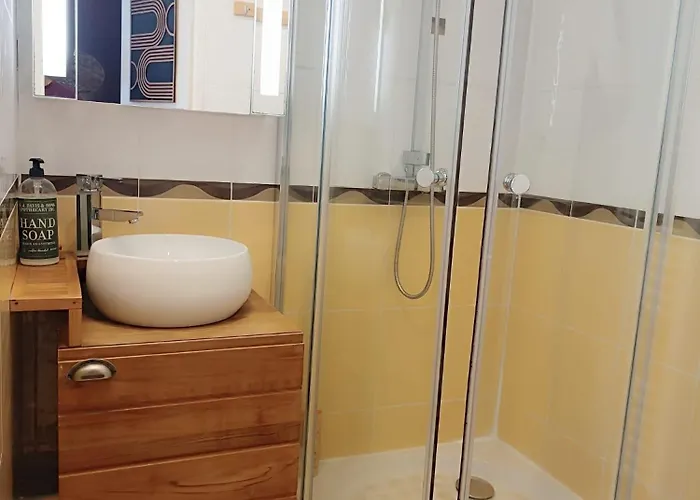 Les Capitelles 5 - Acces Direct A La Depuis Le Jardin - T2 Avec - 6 Pers - Jardin - Piscine - Parking * Saint-Cyprien (Pyrenees-Orientales)